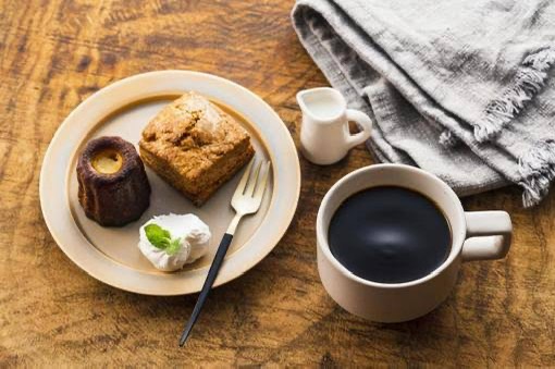 マンジョッカを使ったグルテンフリーの食事風景